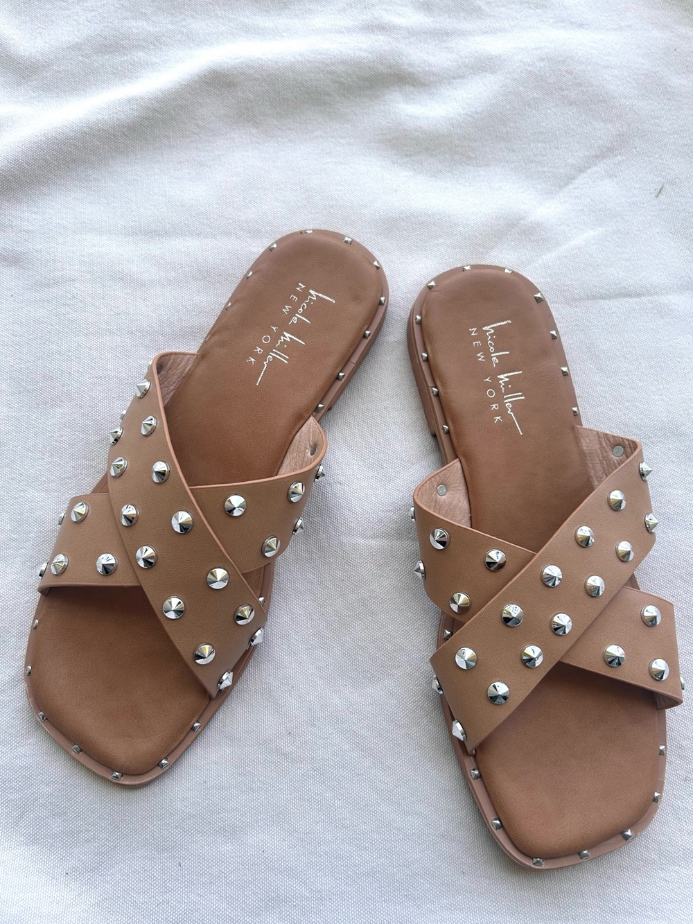 Nicole Miller Cris Cross Studded Flat Sandals Like New